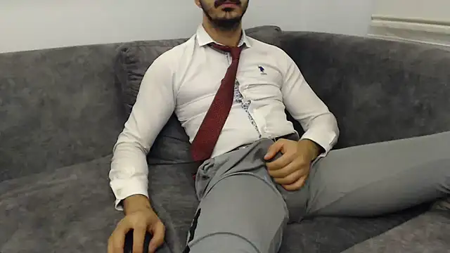 Naughtb0y online show from July 10, 2026, 10:45 pm