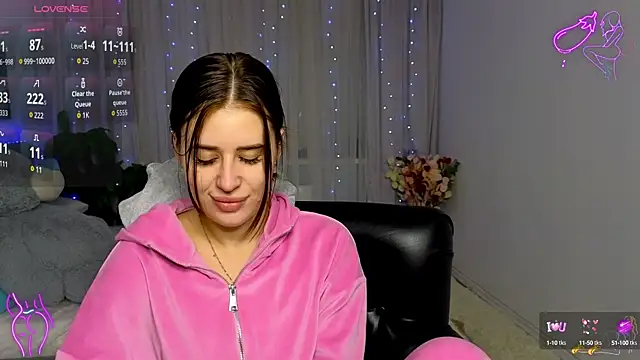 Milkissss online show from October 2, 2025, 7:54 pm