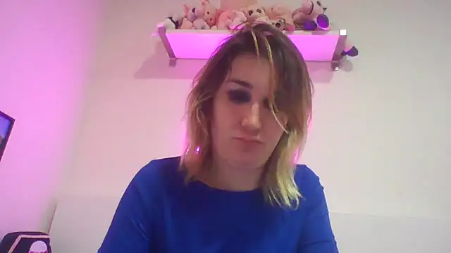 Icy  Diamond online show from October 20, 2025, 4:18 pm