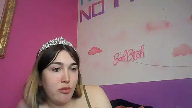 Icy  Diamond online show from May 14, 2026, 8:15 pm