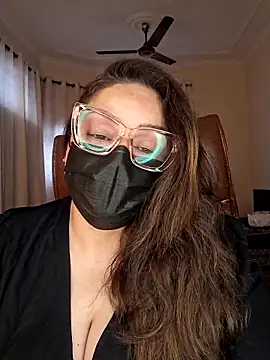 SEXY-Sardarni online show from December 20, 2025, 7:37 am