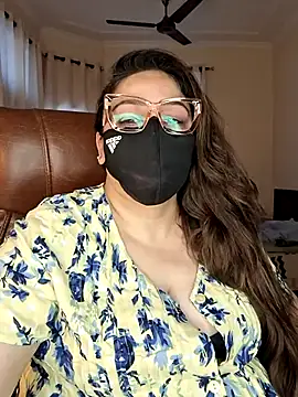 SEXY-Sardarni online show from April 13, 2026, 7:58 am