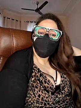 SEXY-Sardarni online show from June 21, 2026, 8:28 am