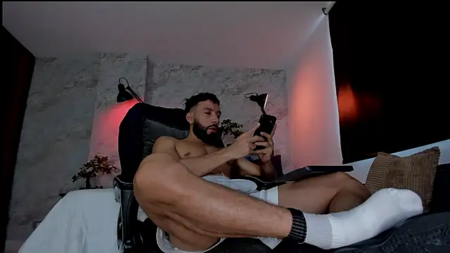 bruno woods online show from December 3, 2025, 7:34 pm