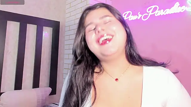 Snapshot of Putipaula3 chatting on January 8, 2025, 7:24 pm Putipaula3 online show from January 8, 2025, 7:24 pm