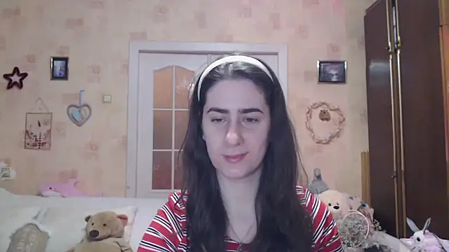 INELIKA online show from November 27, 2025, 2:08 pm