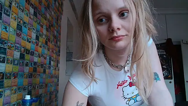 CherrysGotCakes online show from March 6, 2025, 5:33 pm