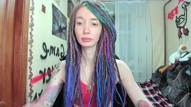 Roxy Silver online show from February 1, 2025, 7:02 pm