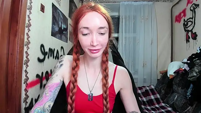 Roxy Silver online show from November 15, 2025, 8:49 pm