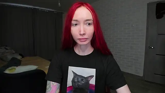 Roxy Silver online show from February 14, 2026, 5:59 am