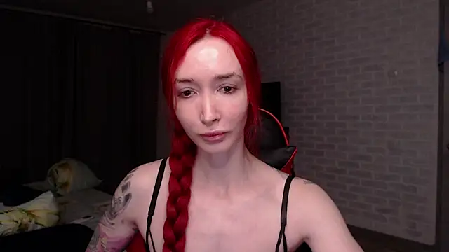 Roxy Silver online show from July 27, 2026, 6:48 pm