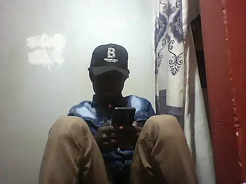 Snapshot of Javan_ chatting on September 29, 2025, 5:12 am Javan  online show from September 29, 2025, 5:12 am