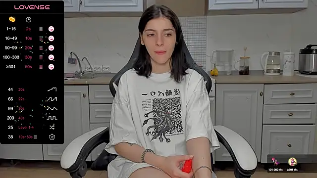 broosnica1 online show from December 23, 2024, 7:28 am