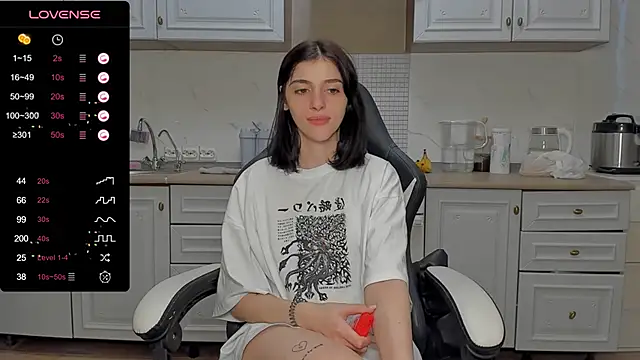 broosnica1 online show from December 24, 2024, 10:44 am