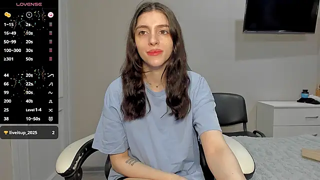 broosnica1 online show from December 1, 2025, 9:25 am