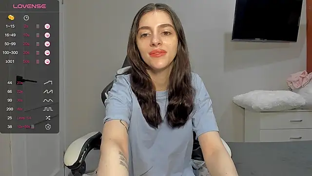 Snapshot of broosnica1 chatting on February 18, 2026, 8:21 am broosnica1 online show from February 18, 2026, 8:21 am