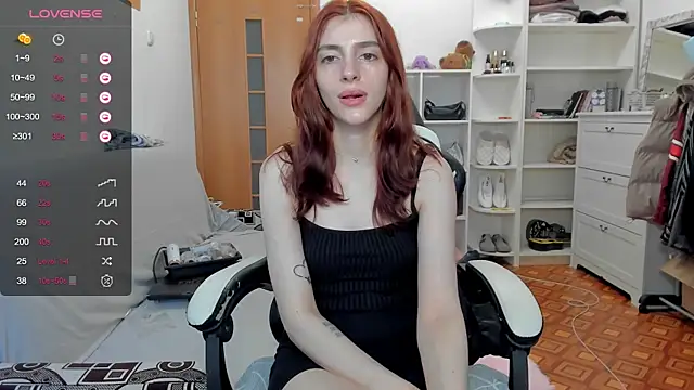 broosnica1 online show from May 11, 2026, 2:45 pm