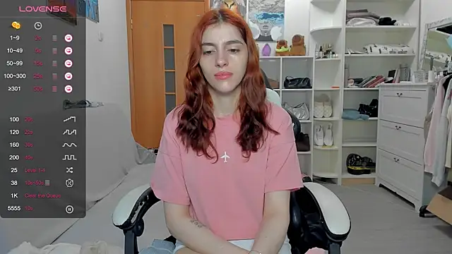 broosnica1 online show from June 25, 2026, 5:12 am