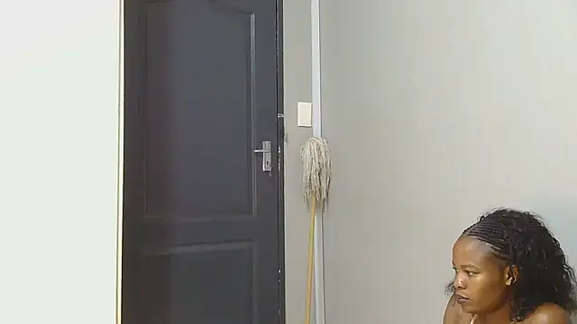 Snapshot of punkyxxx chatting on November 16, 2025, 5:46 am punkyxxx online show from November 16, 2025, 5:46 am