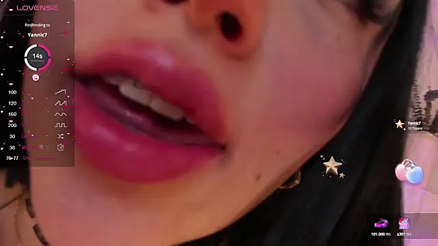 Snapshot of ViolettaHotLatin_ chatting on February 27, 2025, 5:47 pm ViolettaHotLatin online show from February 27, 2025, 5:47 pm