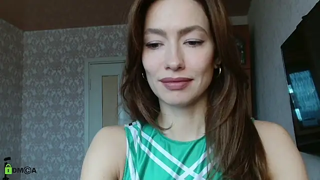 alicia spicy online show from October 29, 2025, 7:43 am