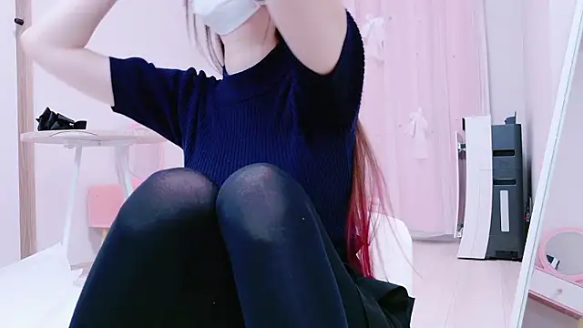 Snapshot of Ryo-sama chatting on October 8, 2025, 1:42 pm Ryo-sama online show from October 8, 2025, 1:42 pm