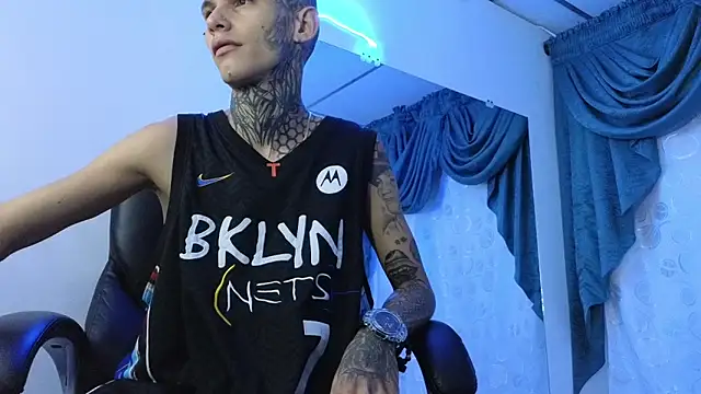 Stuart Boy  online show from January 27, 2025, 8:07 am