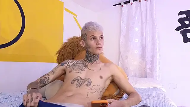 Stuart Boy  online show from March 6, 2025, 2:41 am