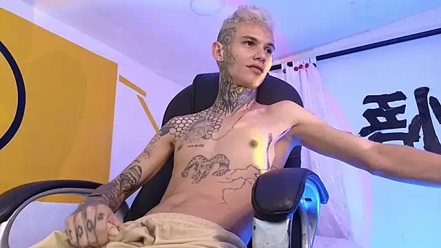 Stuart Boy  online show from March 6, 2025, 7:47 am