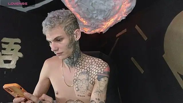 Stuart Boy  online show from March 16, 2025, 3:25 am