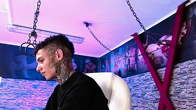 Stuart Boy  online show from September 22, 2025, 3:19 am