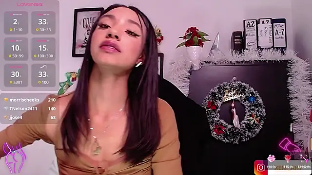 xenia golden online show from December 5, 2024, 6:11 pm