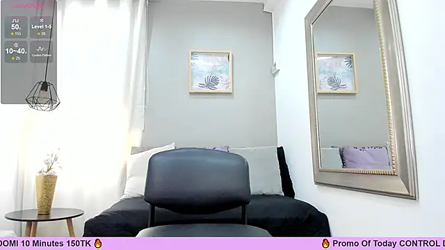  AlejaCruz  online show from January 3, 2025, 7:29 pm