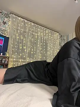 adel secret online show from December 19, 2024, 8:13 pm