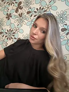 Snapshot of adel_secret chatting on September 17, 2025, 11:45 am adel secret online show from September 17, 2025, 11:45 am