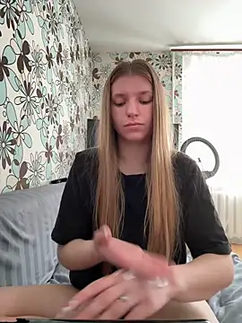 Snapshot of adel_secret chatting on March 28, 2026, 12:05 pm adel secret online show from March 28, 2026, 12:05 pm