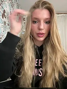 Snapshot of adel_secret chatting on April 10, 2026, 6:12 pm adel secret online show from April 10, 2026, 6:12 pm