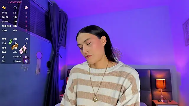 Snapshot of Lissy__Dream chatting on October 22, 2025, 2:01 am Lissy  Dream online show from October 22, 2025, 2:01 am