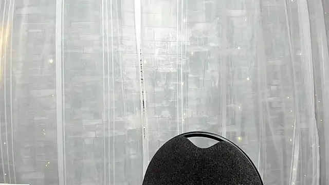 Snapshot of KatieGomez chatting on October 8, 2025, 7:33 pm KatieGomez online show from October 8, 2025, 7:33 pm