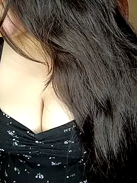 Snapshot of AK---47 chatting on March 18, 2026, 2:53 pm AK---47 online show from March 18, 2026, 2:53 pm