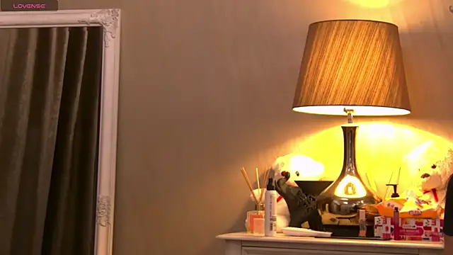 Snapshot of GinaMence chatting on February 27, 2025, 6:31 pm GinaMence online show from February 27, 2025, 6:31 pm