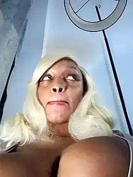 Snapshot of Busty_Bambi chatting on March 16, 2026, 7:18 pm Busty Bambi online show from March 16, 2026, 7:18 pm