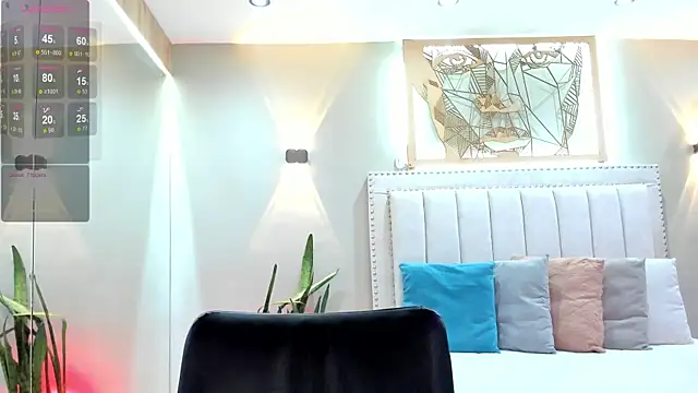  LaraMom  online show from October 25, 2025, 7:52 pm