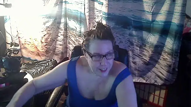 Ireallysquirt online show from February 7, 2025, 3:23 am