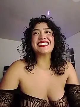 ema saenz online show from April 5, 2026, 11:57 pm