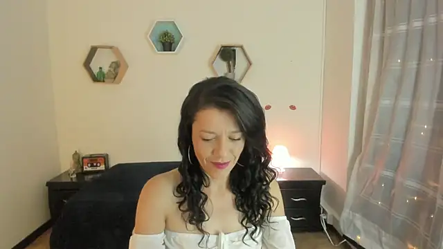 Snapshot of Paloma_victory chatting on March 4, 2026, 8:59 pm Paloma victory online show from March 4, 2026, 8:59 pm