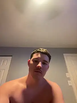 Snapshot of Shaded24 chatting on November 3, 2025, 5:20 am Shaded24 online show from November 3, 2025, 5:20 am