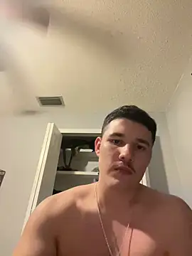 Snapshot of Shaded24 chatting on December 5, 2025, 8:23 am Shaded24 online show from December 5, 2025, 8:23 am