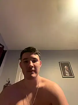 Snapshot of Shaded24 chatting on December 18, 2025, 7:36 am Shaded24 online show from December 18, 2025, 7:36 am