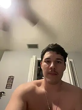 Snapshot of Shaded24 chatting on January 17, 2026, 6:40 am Shaded24 online show from January 17, 2026, 6:40 am